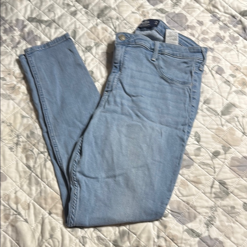 Hollister Light Blue Jeans 19r